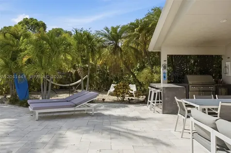 241 Fairmont Way Weston FL 33326