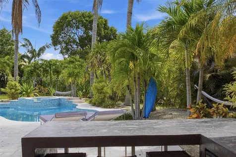 241 Fairmont Way Weston FL 33326