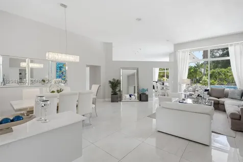 241 Fairmont Way Weston FL 33326