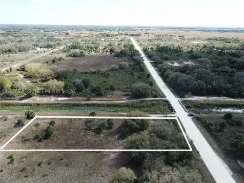 15129 NW 288th Street Okeechobee FL 34972