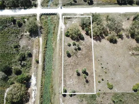 15129 NW 288th Street Okeechobee FL 34972