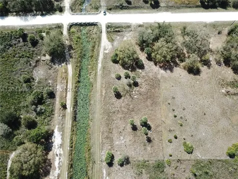 15129 NW 288th Street Okeechobee FL 34972