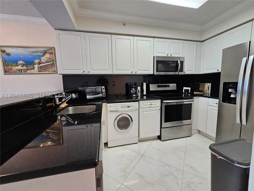 2501 S Ocean Drive Hollywood FL 33019