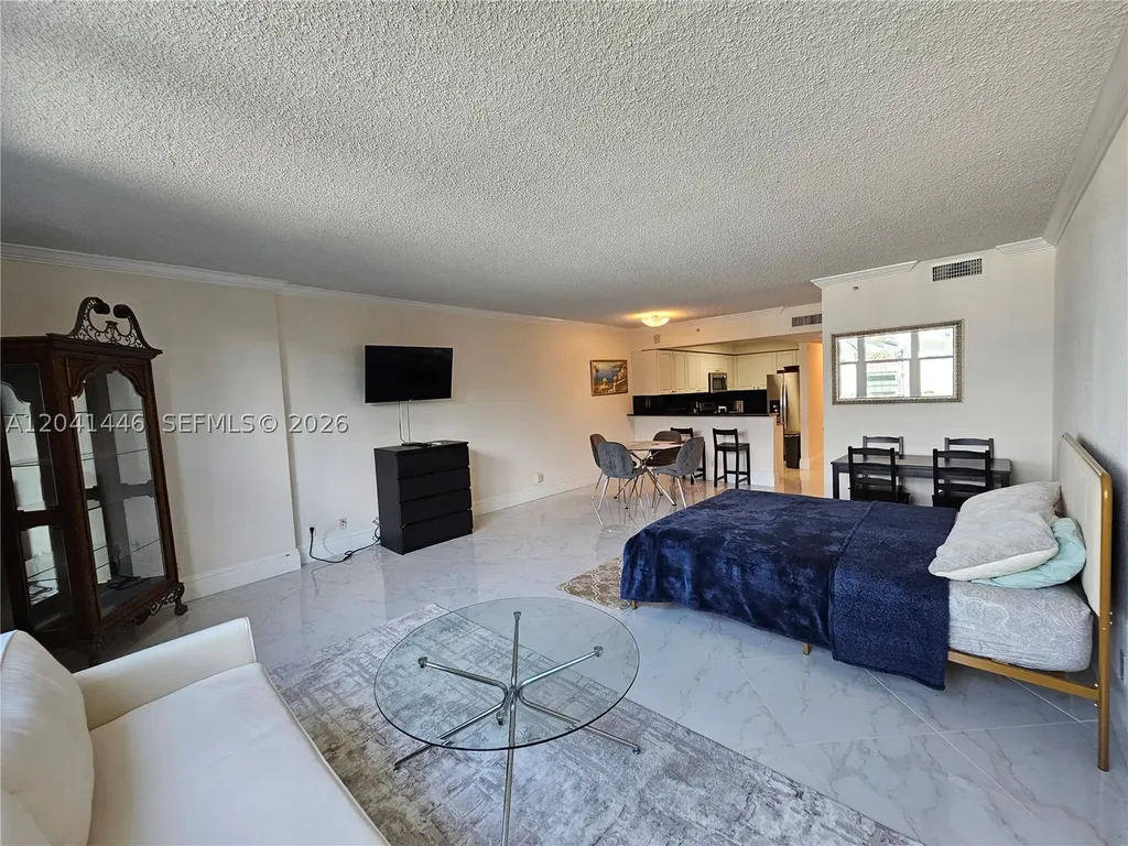 2501 S Ocean Drive Hollywood FL 33019
