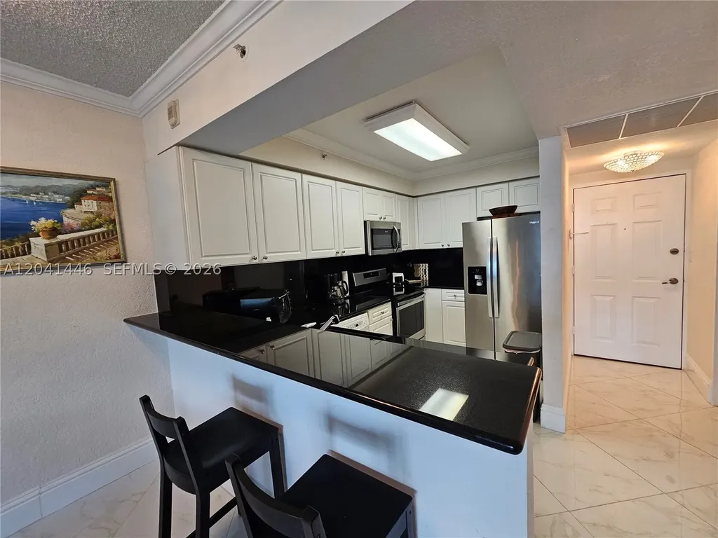 2501 S Ocean Drive Hollywood FL 33019