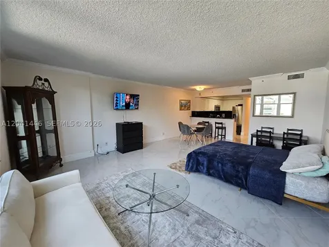 2501 S Ocean Drive Hollywood FL 33019
