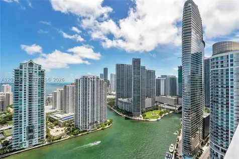 325 S Biscayne Boulevard Miami FL 33131