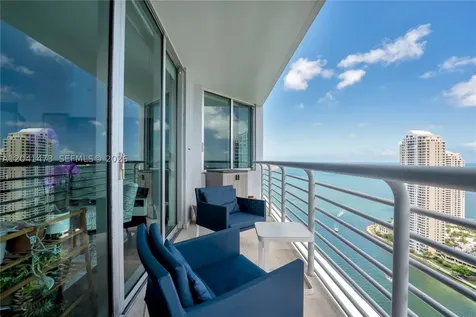 325 S Biscayne Boulevard Miami FL 33131