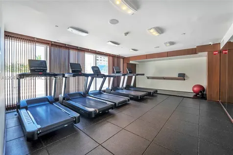 325 S Biscayne Boulevard Miami FL 33131