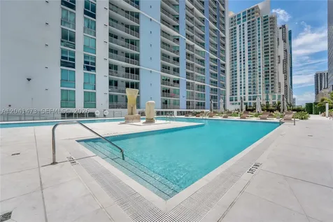 325 S Biscayne Boulevard Miami FL 33131