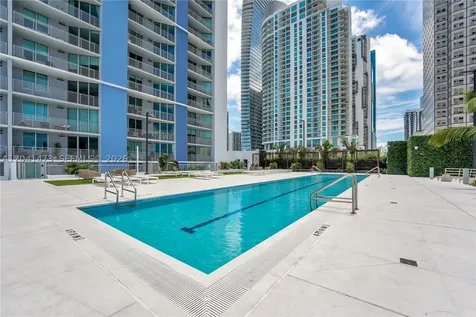 325 S Biscayne Boulevard Miami FL 33131