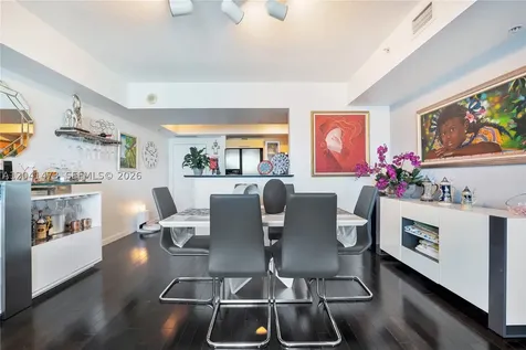 325 S Biscayne Boulevard Miami FL 33131