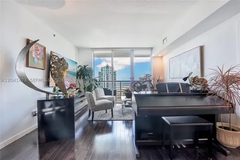 325 S Biscayne Boulevard Miami FL 33131