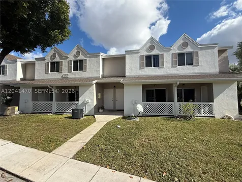 17515 NW 67th Court Hialeah FL 33015