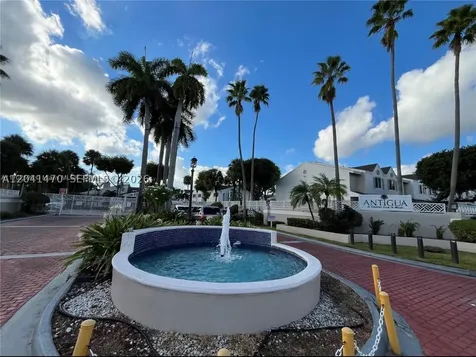 17515 NW 67th Court Hialeah FL 33015