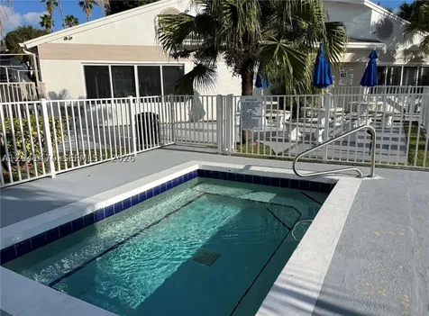 17515 NW 67th Court Hialeah FL 33015