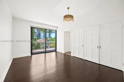 21387 Marina Cove Circle Aventura FL 33180