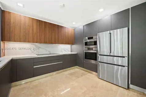21387 Marina Cove Circle Aventura FL 33180