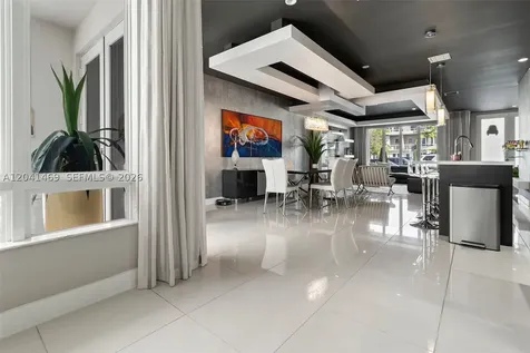 6306 NW 104th Path Doral FL 33178