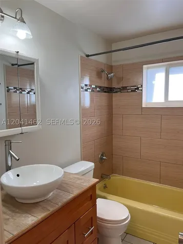 124 NW 6th Avenue Hallandale Beach FL 33009