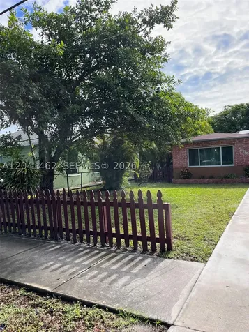 124 NW 6th Avenue Hallandale Beach FL 33009