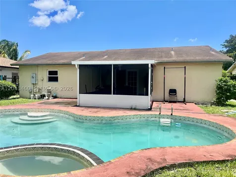 326 SW 79th Way North Lauderdale FL 33068