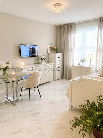 85 Gables Boulevard Weston FL 33326