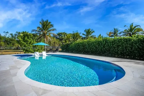 13201 SW 197th Avenue Miami FL 33196
