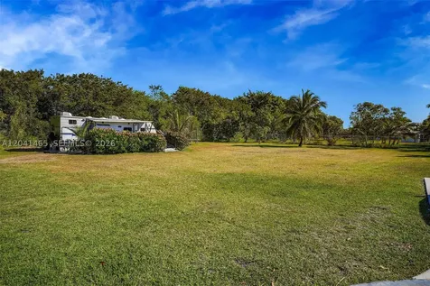 13201 SW 197th Avenue Miami FL 33196