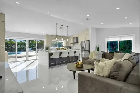 13201 SW 197th Avenue Miami FL 33196
