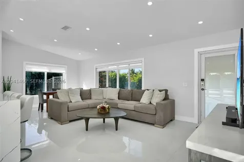 13201 SW 197th Avenue Miami FL 33196