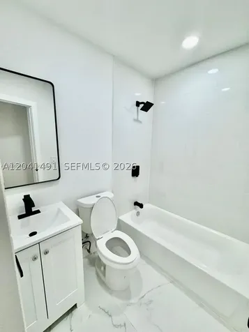 4131 NW 11th Place Miami FL 33127