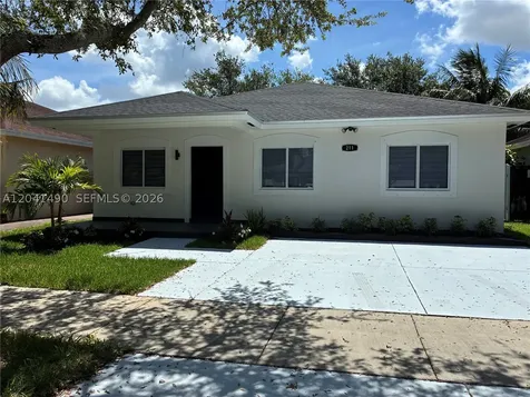 211 SW 15th Terrace Homestead FL 33030