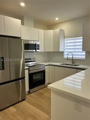 211 SW 15th Terrace Homestead FL 33030