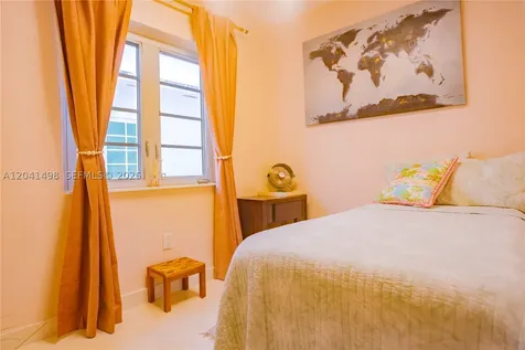 1559 Meridian Avenue Miami Beach FL 33139