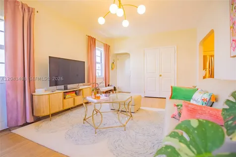 1559 Meridian Avenue Miami Beach FL 33139