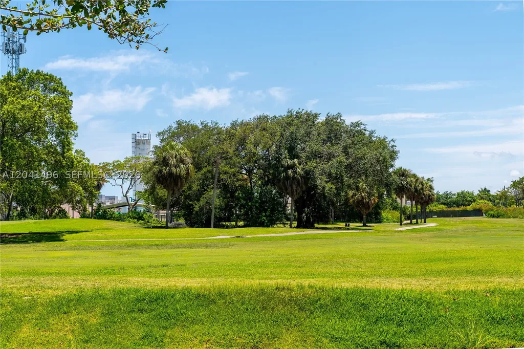 2133 N 14th Avenue Hollywood FL 33020