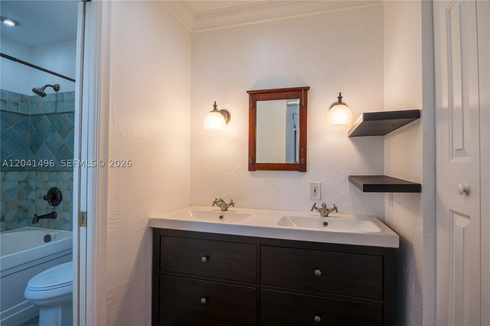 2133 N 14th Avenue Hollywood FL 33020