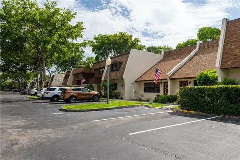 2133 N 14th Avenue Hollywood FL 33020