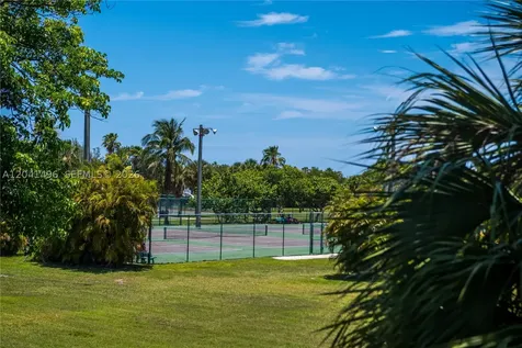 2133 N 14th Avenue Hollywood FL 33020