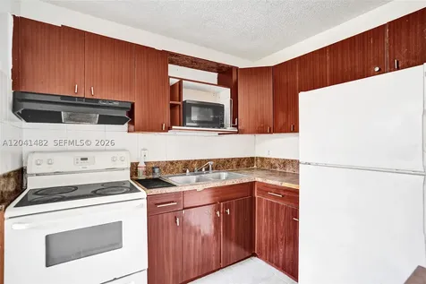 841 SW 7th Street Pompano Beach FL 33060