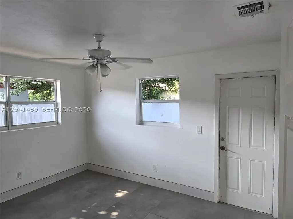 2820 NW 14th Court Fort Lauderdale FL 33311