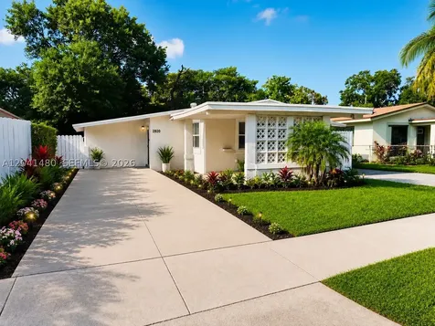 2820 NW 14th Court Fort Lauderdale FL 33311