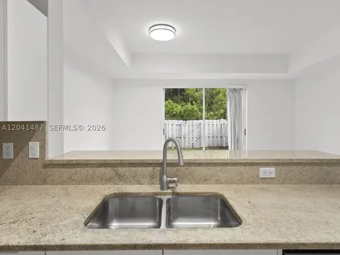 10966 NW 43rd Terrace Doral FL 33178