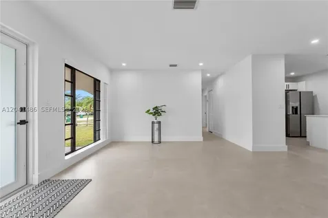12370 SW 190th Terrace Miami FL 33177