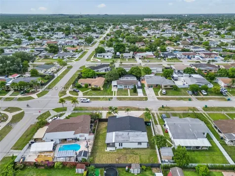 12370 SW 190th Terrace Miami FL 33177