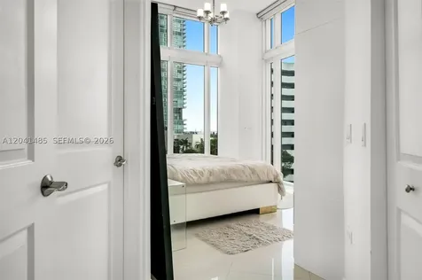 480 NE 30th Street Miami FL 33137