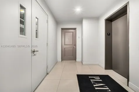 480 NE 30th Street Miami FL 33137