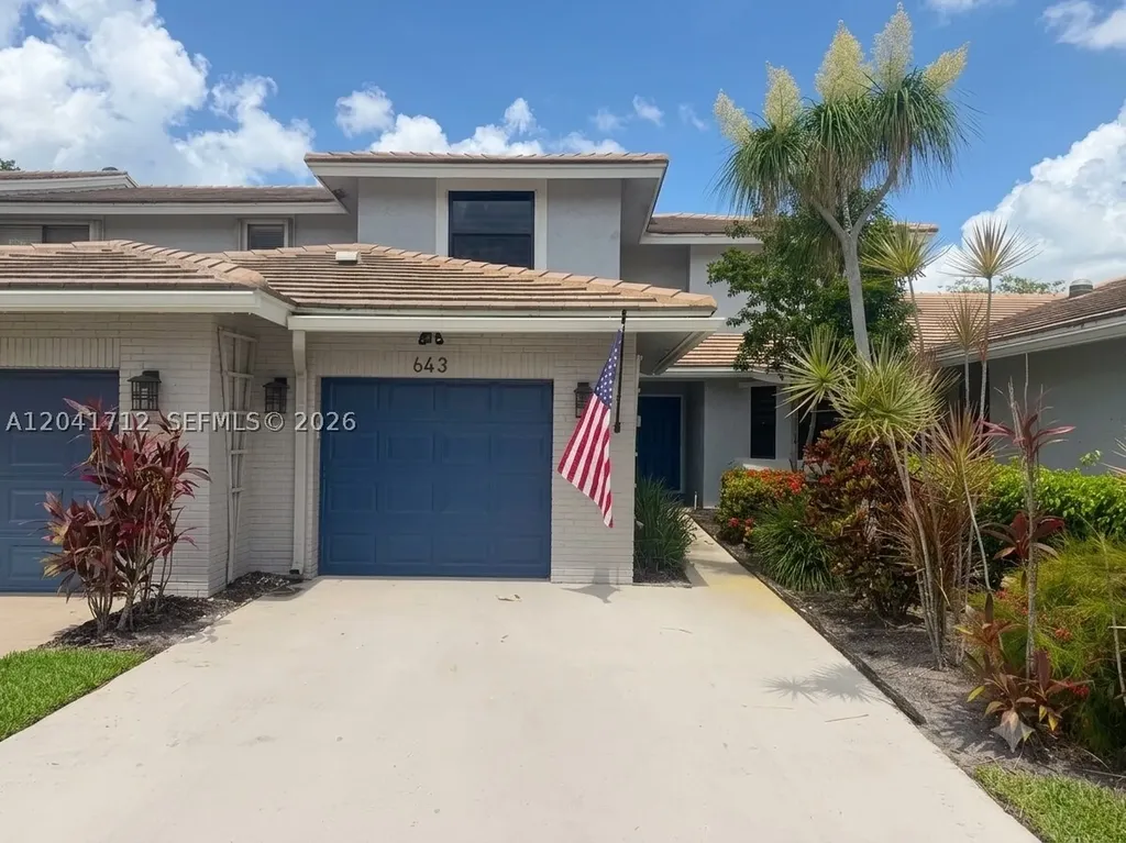 643 Deer Creek North Shore Drive Deerfield Beach FL 33442