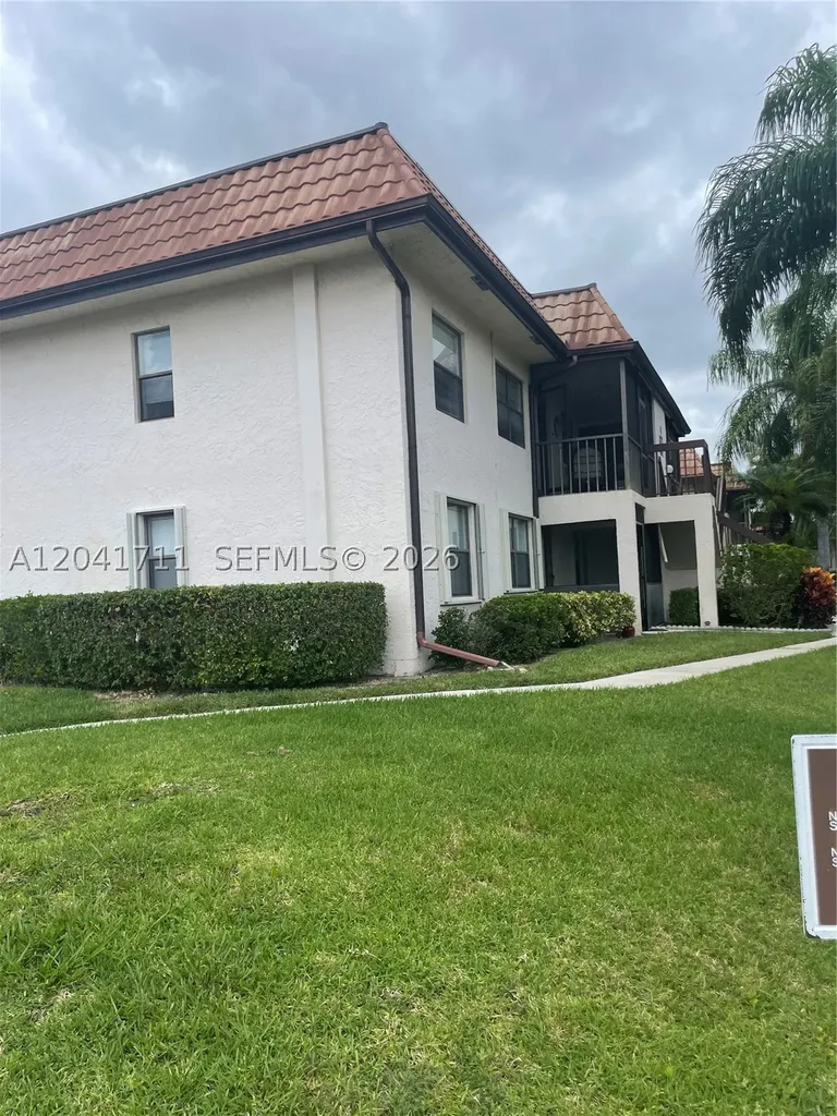 7250 Golf Colony Court Lake Worth FL 33467